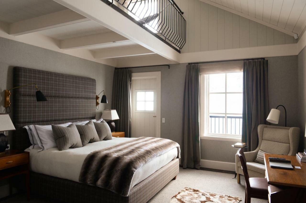 Hotel Eleven Experience Deplar Farm Knappstathir Exterior foto