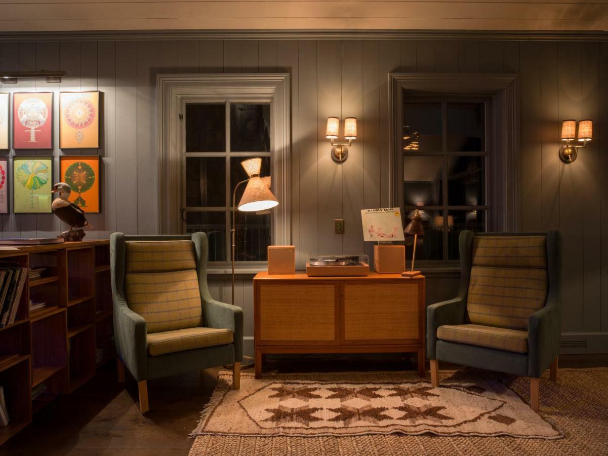 Hotel Eleven Experience Deplar Farm Knappstathir Exterior foto
